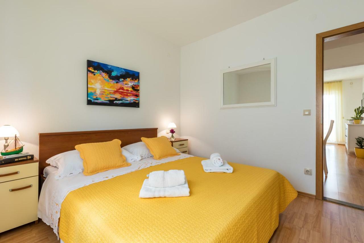 Apartments Rogulj Trogir Exterior foto