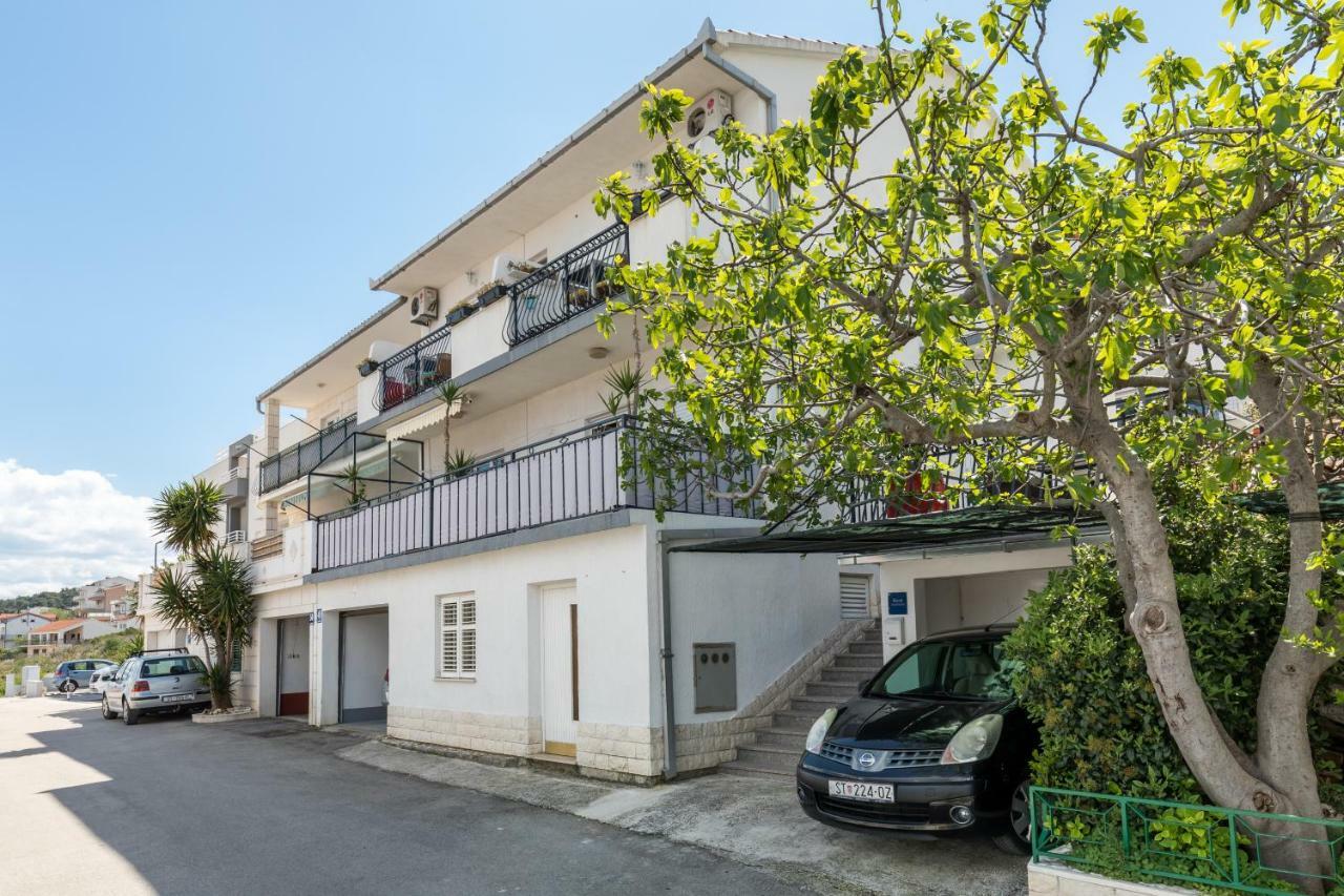 Apartments Rogulj Trogir Exterior foto